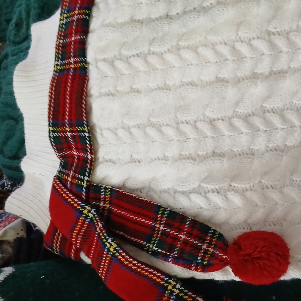Dog L-XL Holiday swesters lot of 3